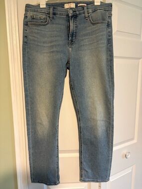 JEN7 Light Blue Boyfriend Jeans - Classic Relaxed Fit